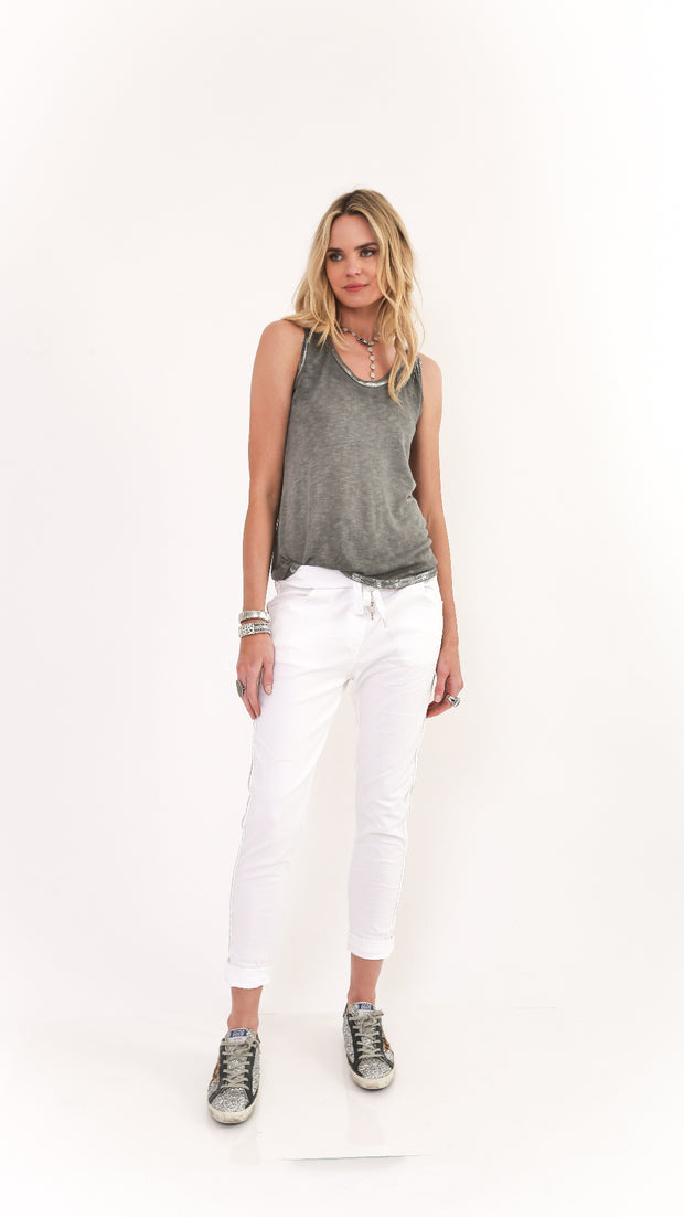 Flora Tank With Silver Edge Trim