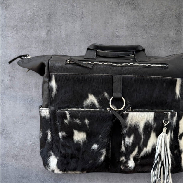 Black Versatile Leather Cowhide Travel Bag – Convertible Backpack, Shoulder Bag, and Weekender