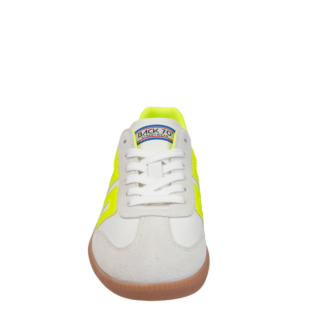 CLOUD 2505 in FLUORESCENT YELLOW, front view