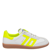 CLOUD 2505 in FLUORESCENT YELLOW, right view