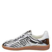 BACK 70 - FLUFFY in SILVER Sneakers